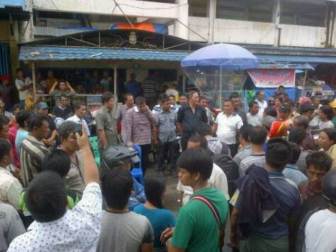 Wawali Manado Turun Pasar Redam Demo Pedagang